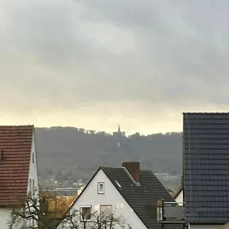 Zentrale Ruhige 3-zimmer-wohnung Apartment *