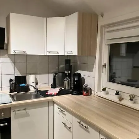 Zentrale Ruhige 3-zimmer-wohnung