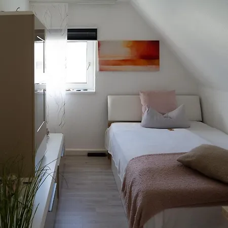 Zentrale Ruhige 3-zimmer-wohnung * Kassel