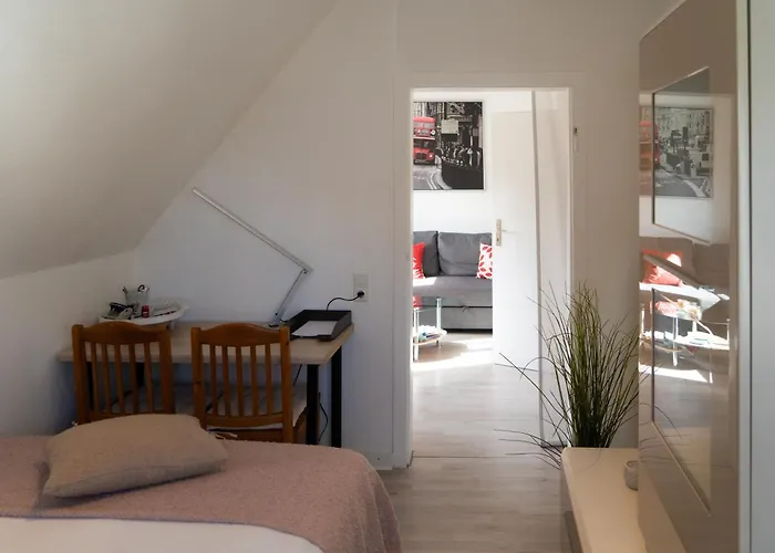 Apartment Zentrale Ruhige 3-zimmer-wohnung *